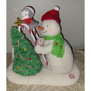 Hallmark 2010 Jingle Pals Trimming the Tree Animated Snowman Penguin NEW w/TAGS